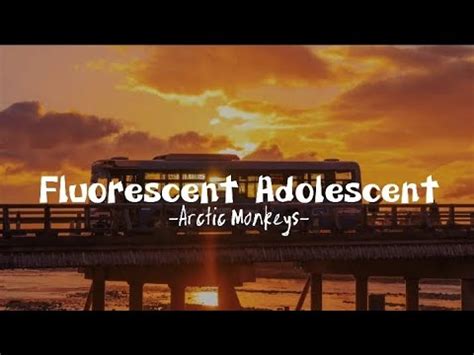  Fluorescent Adolescent una melodía nostálgica de riffs poderosos y letras evocativas